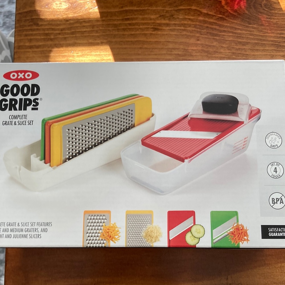 Brand New in Box OXO Good Grips Complete Grate & Slice Set